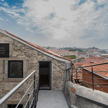 Porto's Wine Side Vista *